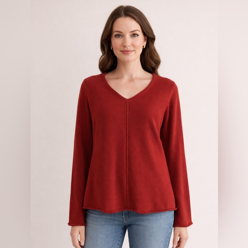 BCBGMAXAZRIA Wool Blend V-neck Sweater. Size L